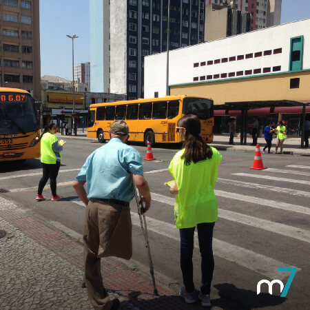 MobiAnjos: conheça o programa que incentiva a segurança dos pedestres em Curitiba (PR)